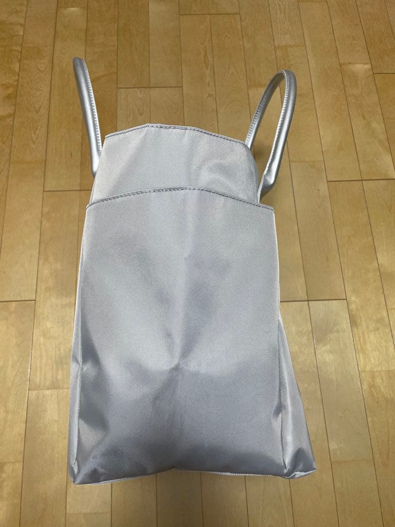 MASTER BUNNY EDITION シルバー トートバッグ/ボストンバッグ