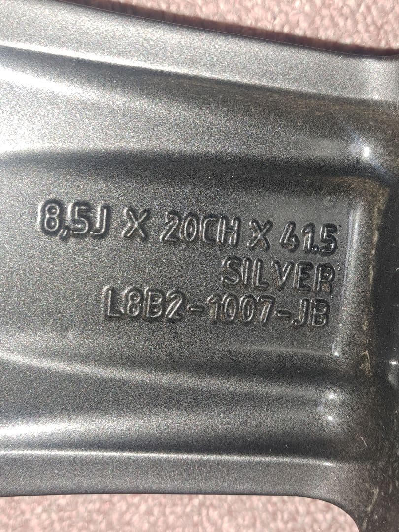 ★ランドローバー　ディフェンダー　XダイナミックSE 　純正アルミホイル４本★