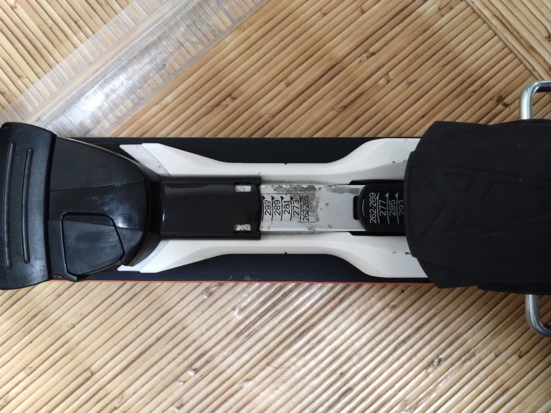 スキー板　デモオールラウンド