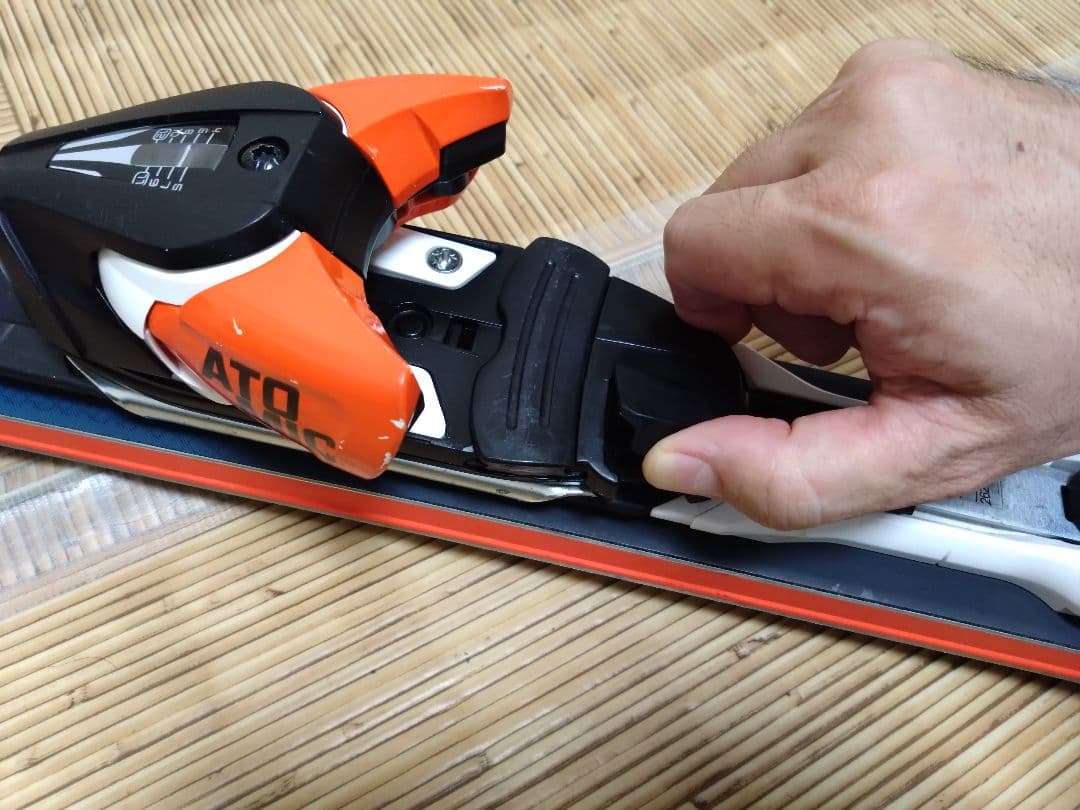 スキー板　デモオールラウンド