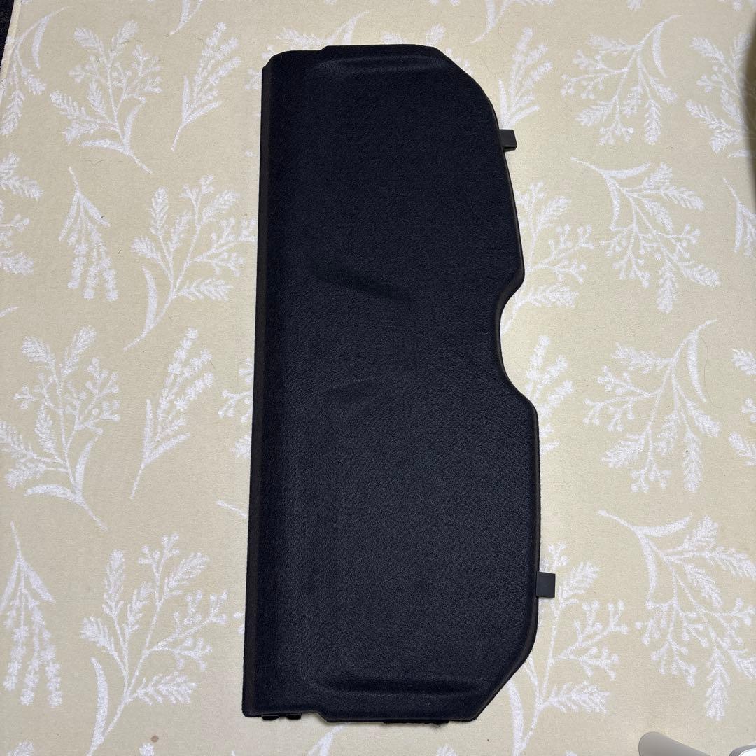 日産ノートE13 純正トノカバー