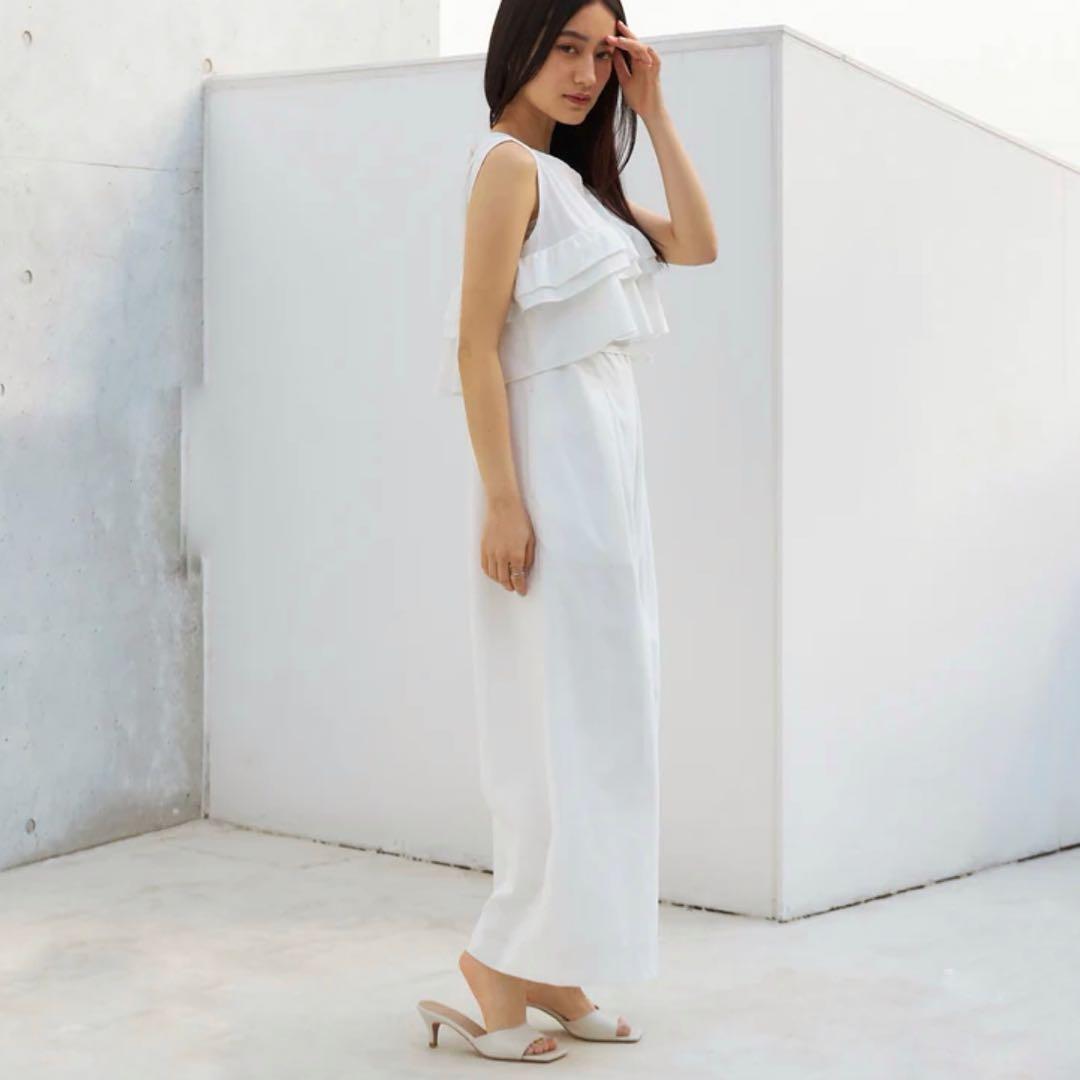 cohina STRATAラッフルデザインストレッチオールインワン　エストラータ