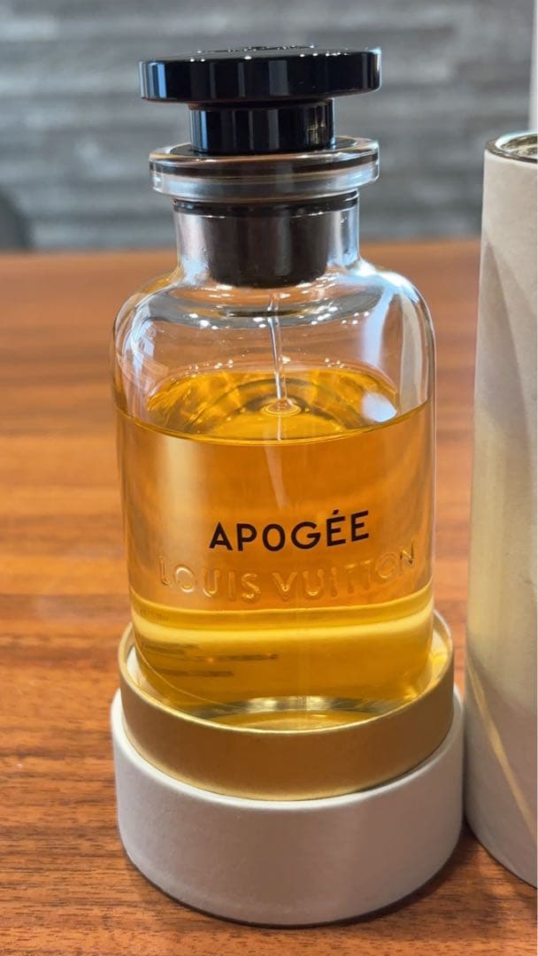 Louis Vuittonルイヴィトン Apogéeアポジェ 100ml