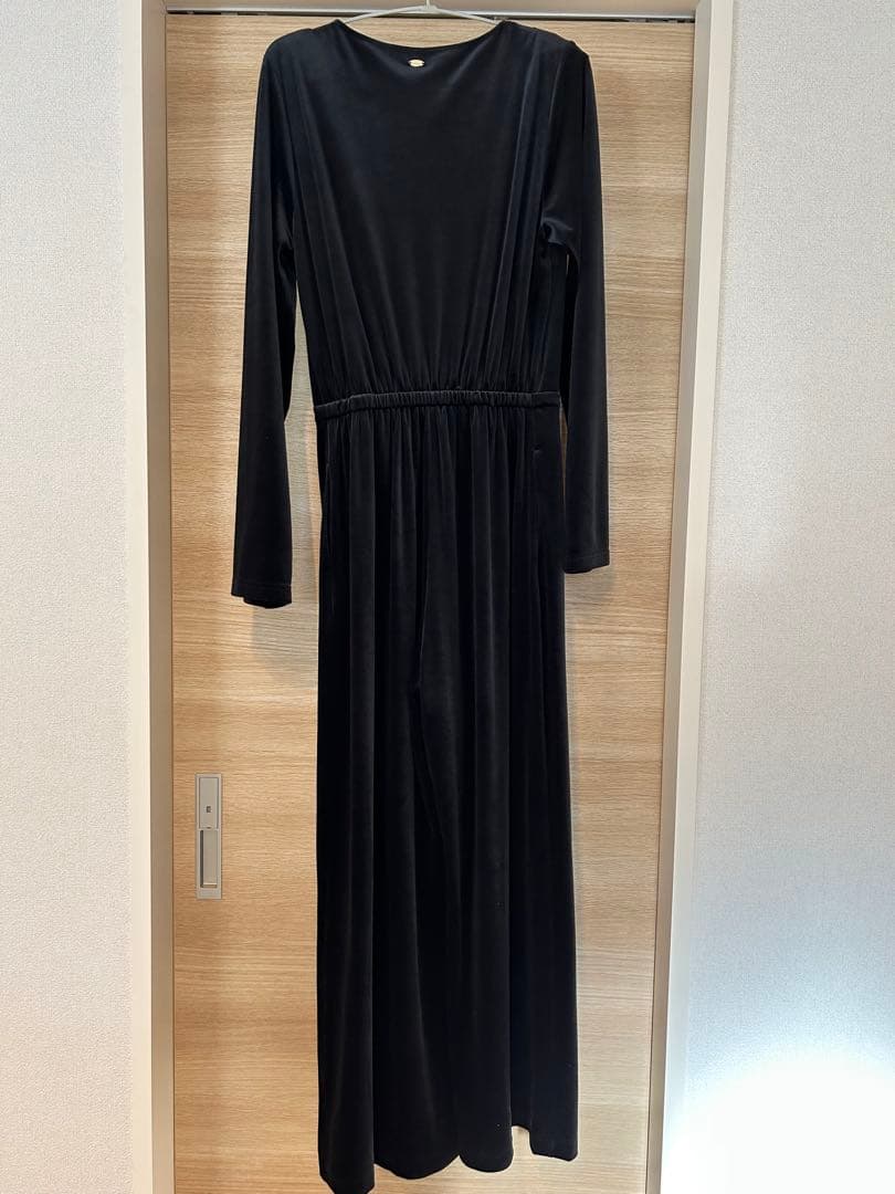 anuans 完売品 ベロアカットオールインワン ブラック