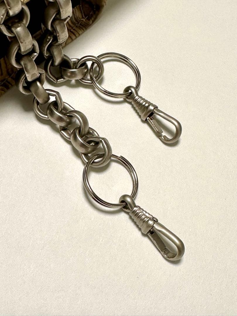 HIROKO HAYASHI ヒロコハヤシ チェーン付長財布isola（イゾラ）