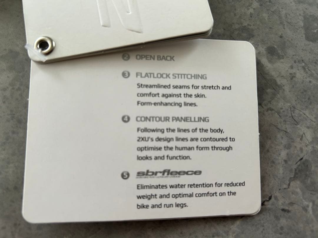 未使用 2UXレディーストライアスロンウェア