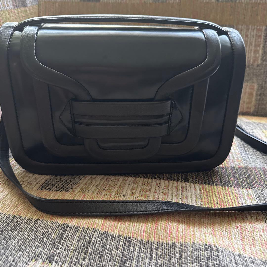 ピエールアルディ　アルファマキシハンドバッグ