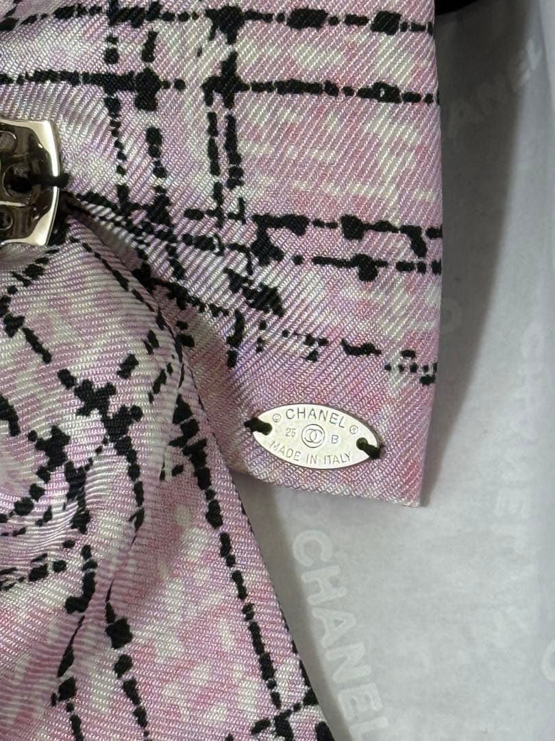 値下げ！新品未使用　シャネル　ツイード柄　ボウ　バレッタ　リボン　ピンク　25B
