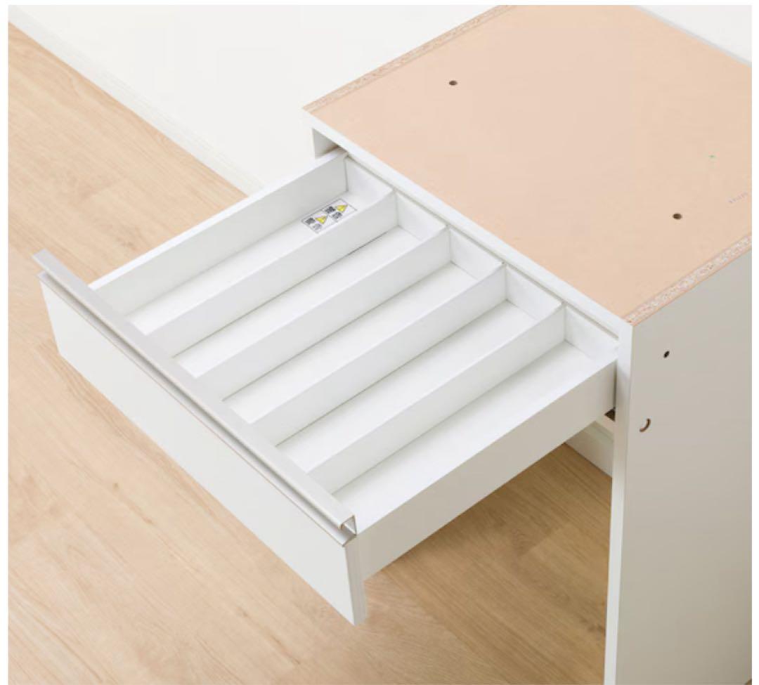 ニトリ　140cmキッチンボード　高さ96cm