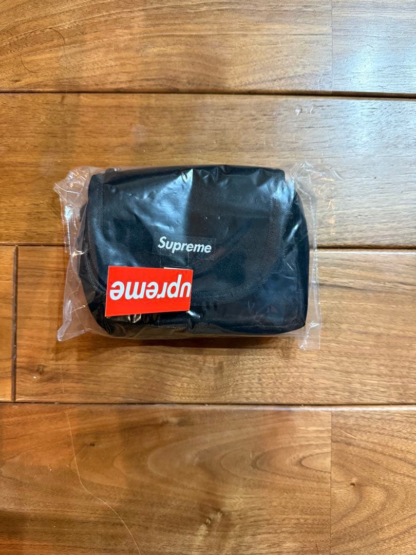 【新品】supreme velvet pouch BLACK