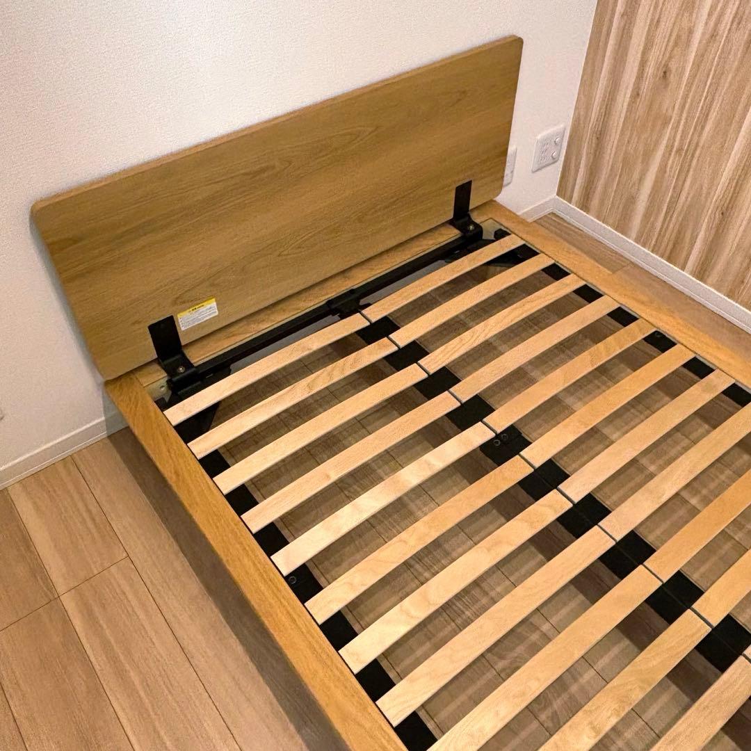【美品】無印良品 木製ベッドフレーム セミダブル/オーク ヘッドボード付き