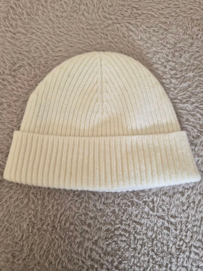 AMI PARIS ホワイト ニット帽