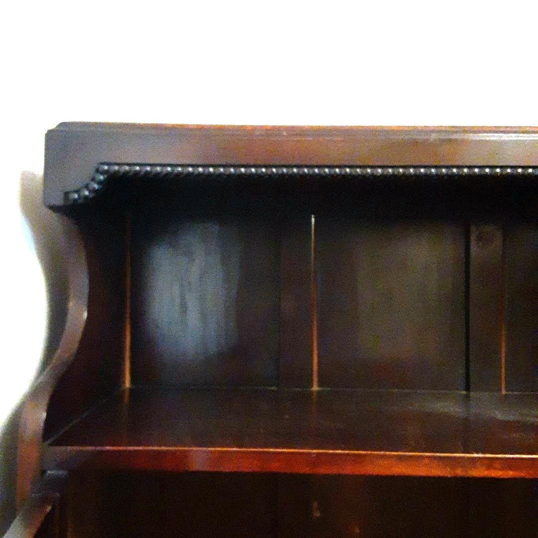 こうめ　昭和一桁アンティーク　桜の木の箪笥