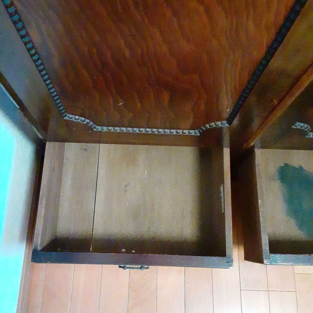 こうめ　昭和一桁アンティーク　桜の木の箪笥