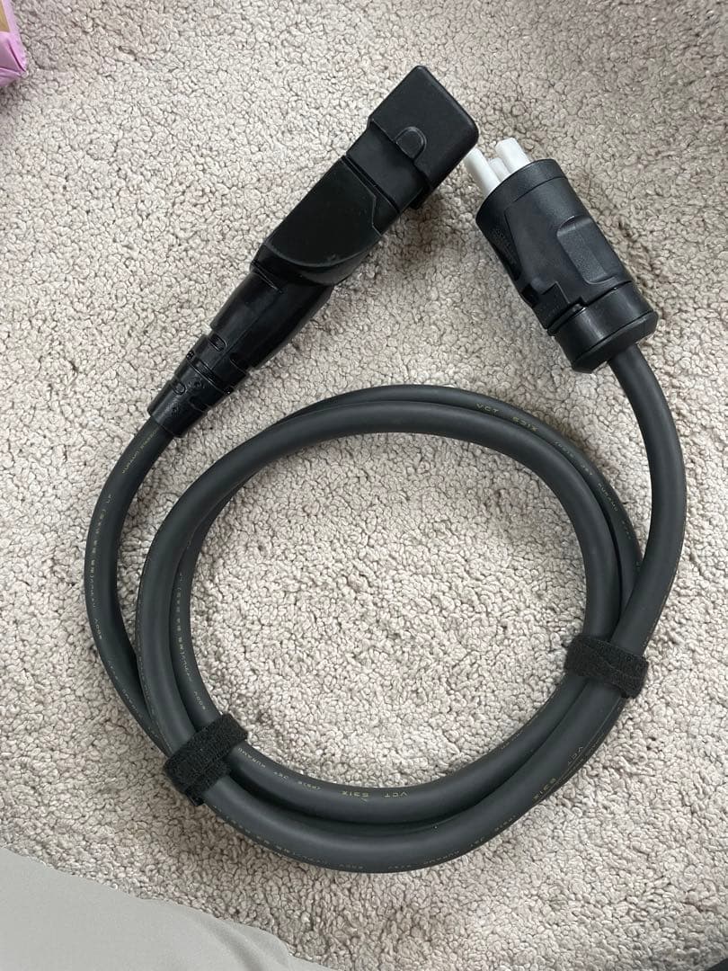 ポルシェ用　EV 充電供給ケーブ