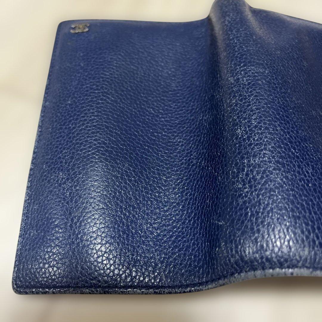 シャネル　二つ折り財布　ギャランティーカード付き