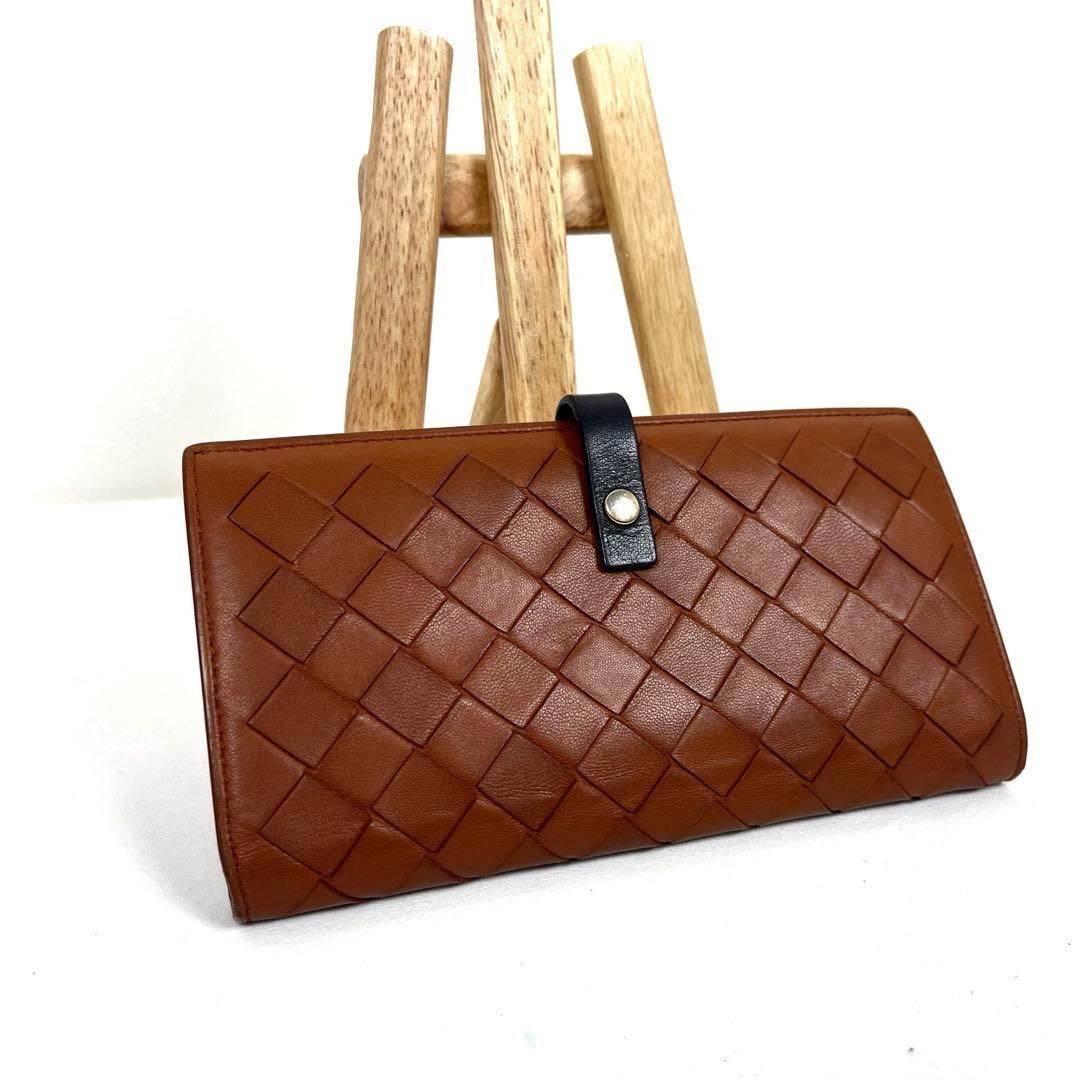 ボッテガヴェネタ　長財布　二つ折り　マキシイントレチャート　本革　レア美品◎