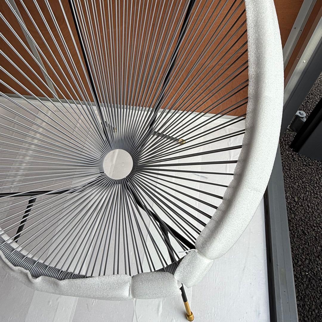 【未使用品】アカプルコチェア風 ストリングチェア 金脚仕様 グレー×ブラック系