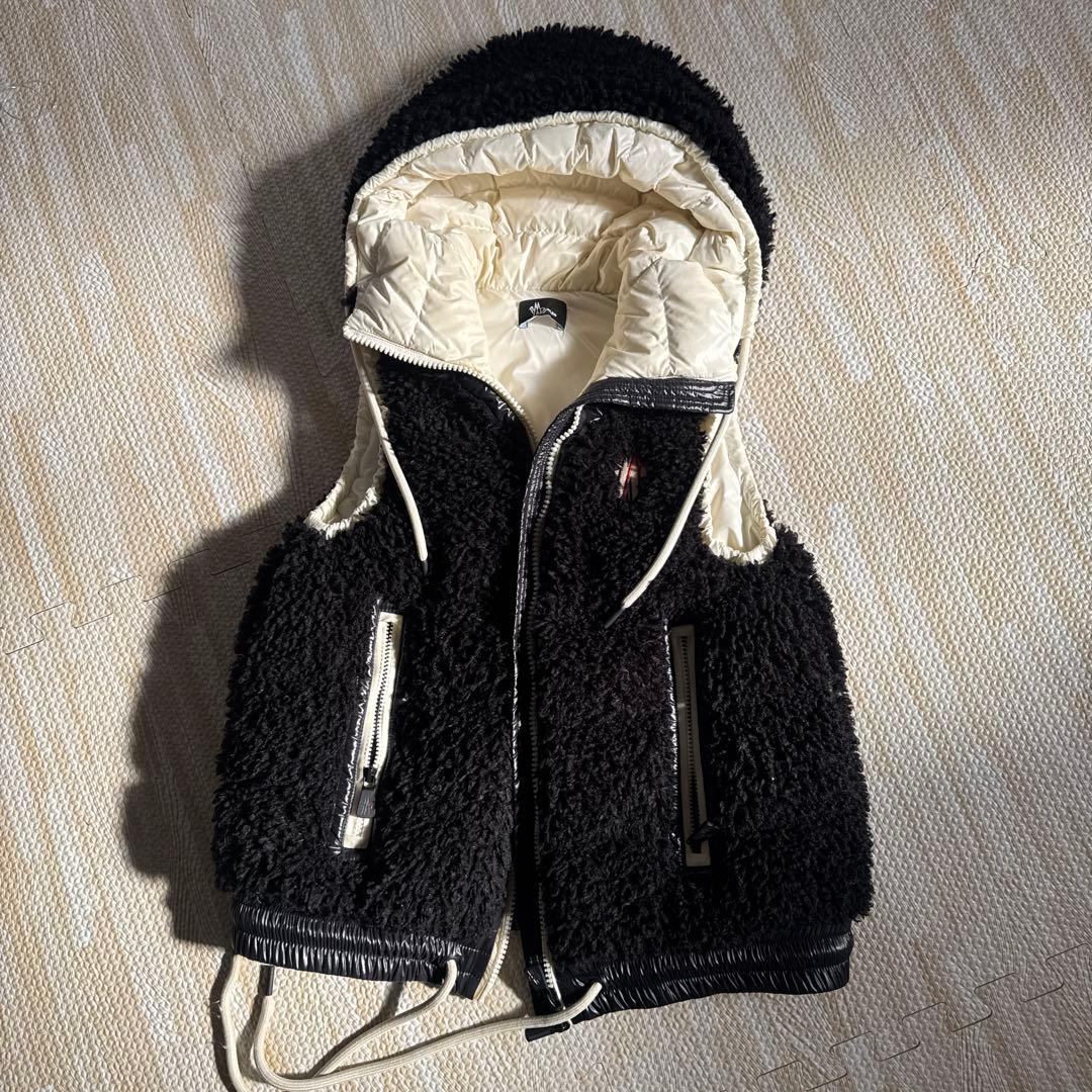 モンクレール⭐︎グルノーブル　ボアダウンベスト