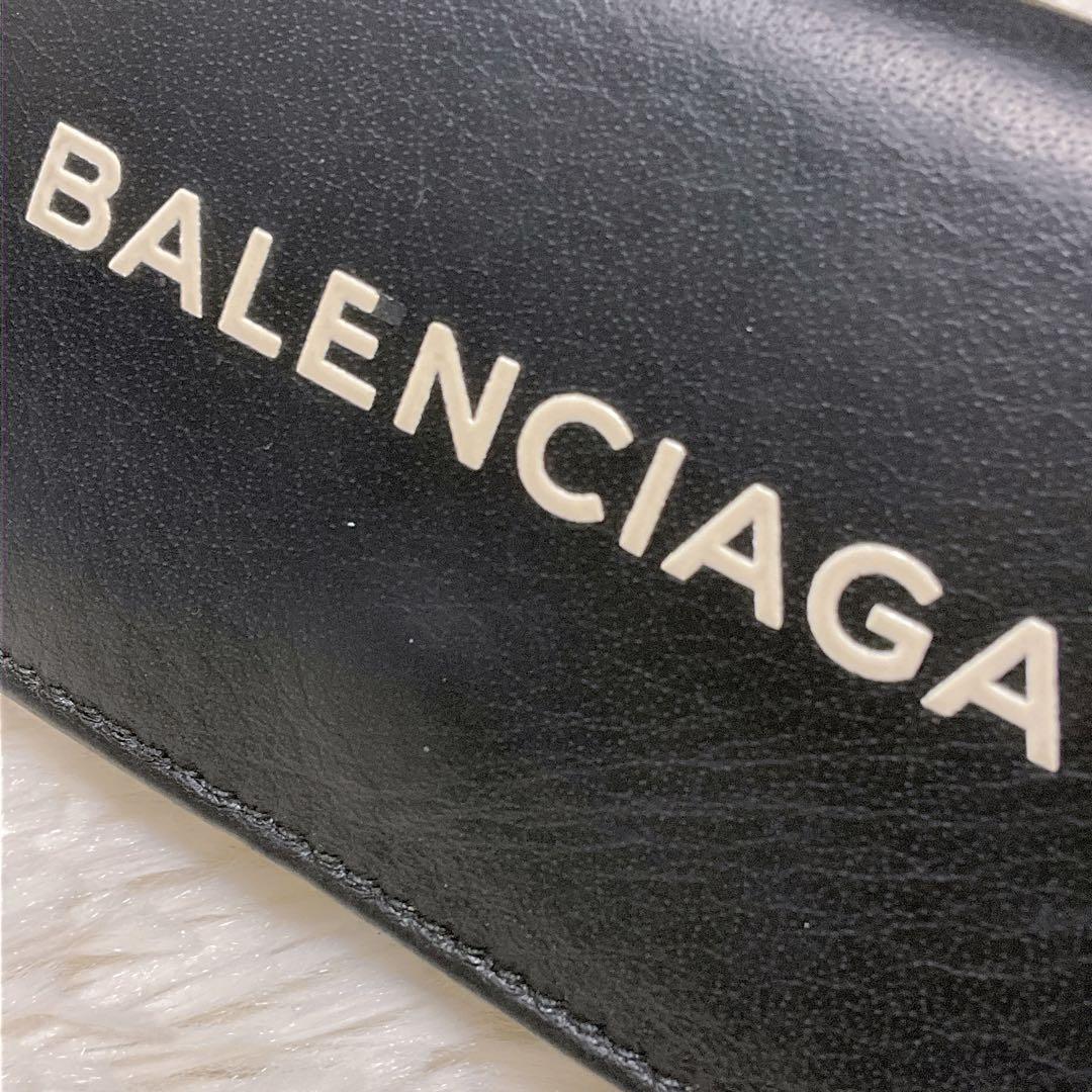 ♡美品♡バレンシアガ エブリディ キャッシュ 三つ折り財布 レザー ロゴ 黒