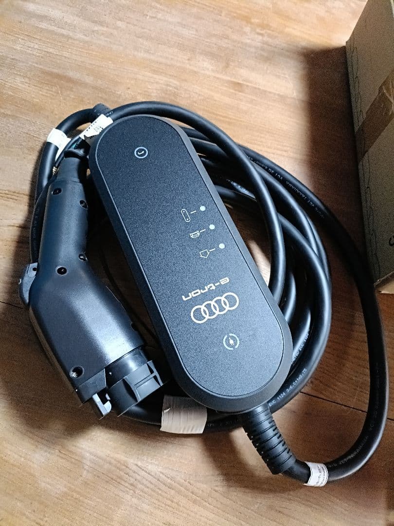 新品e-toron charging kit 8kw充電器