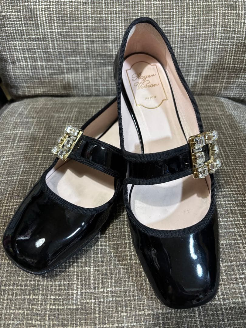 極美品ロジェヴィヴィエフラットバレエシューズ