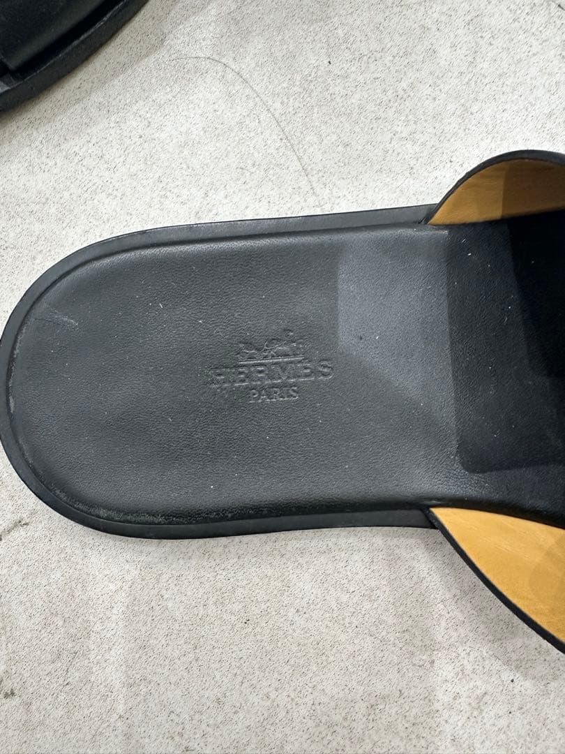 エルメス ブラック サンダル