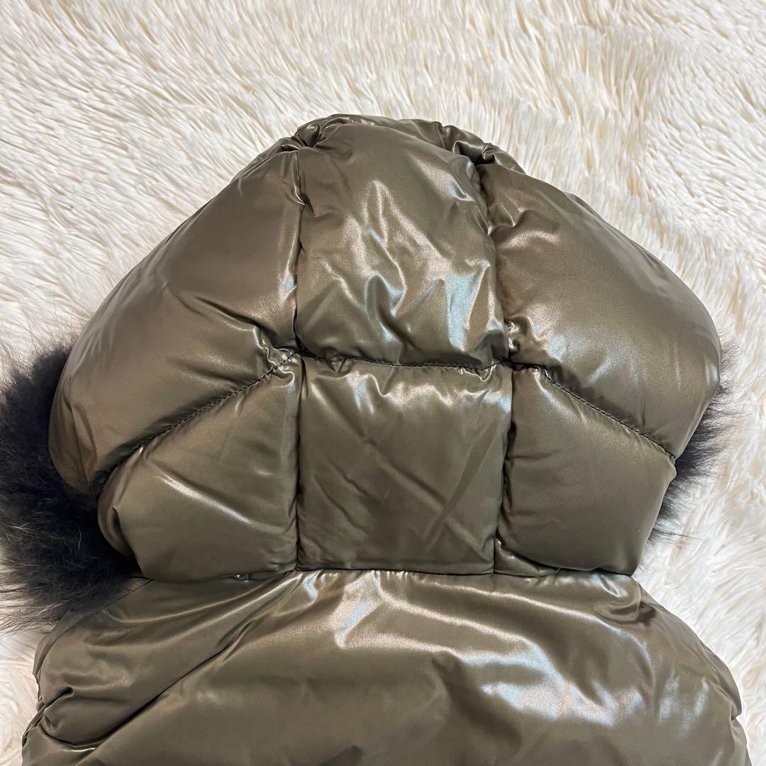 【タグ付き】DUVETICA　ダウンベスト　ラクーンファー　フェザー