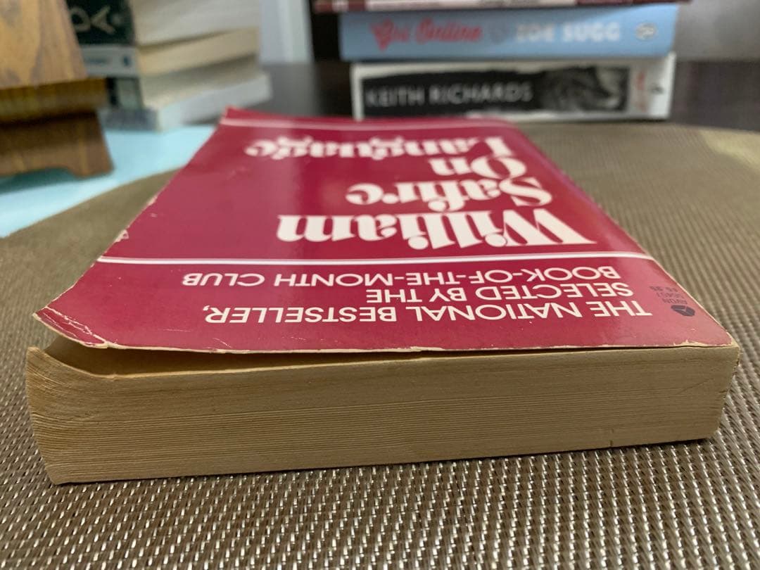 洋書 William Safire On Language