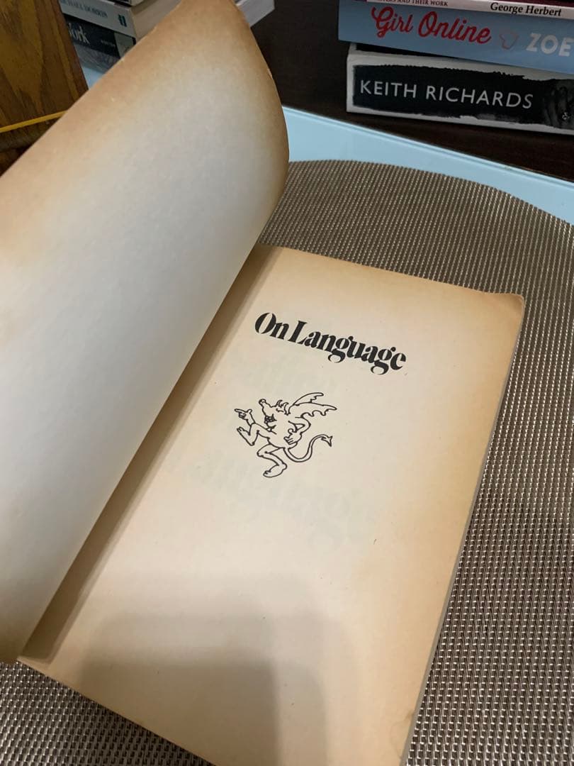 洋書 William Safire On Language