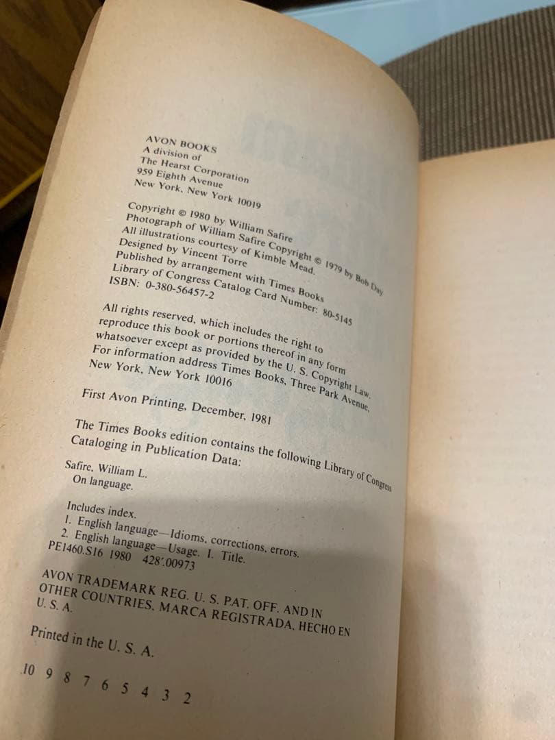 洋書 William Safire On Language