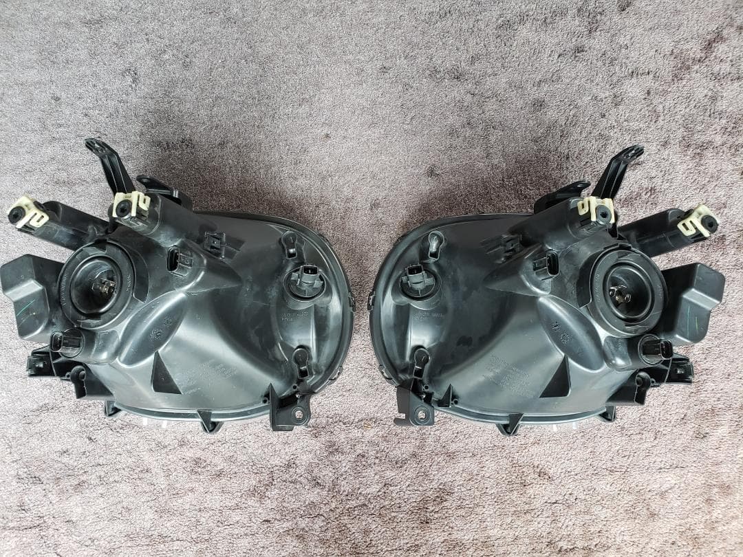 HE22Sヘッドランプ