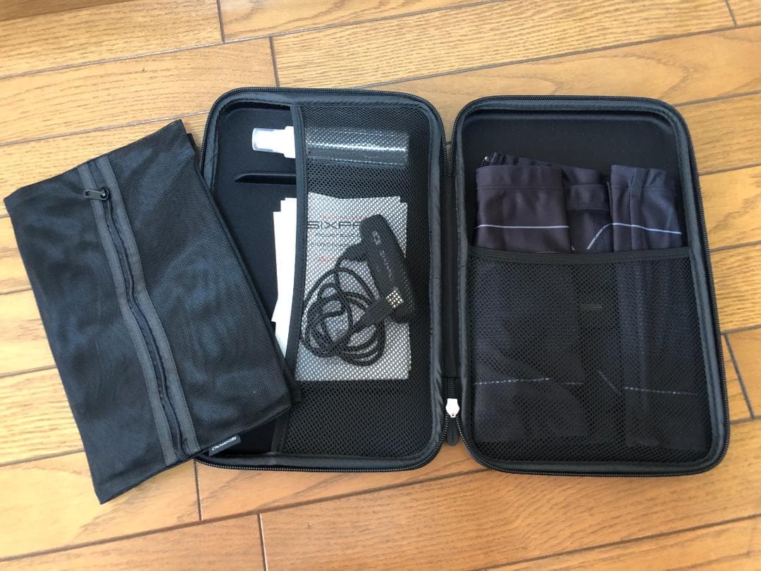 シックスパッド　パワースーツライト　アブス　MTG　リモコン付　LL