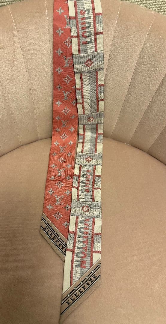 本日取り下げ　ルイヴィトン　スカーフ