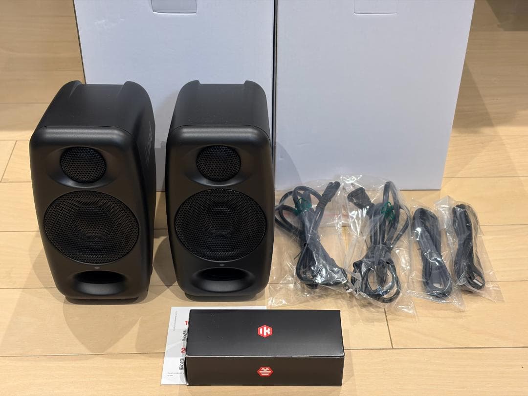 配信機器・PA機器・レコーディング機器 IK Multimedia iLoud Music Monitor Pro