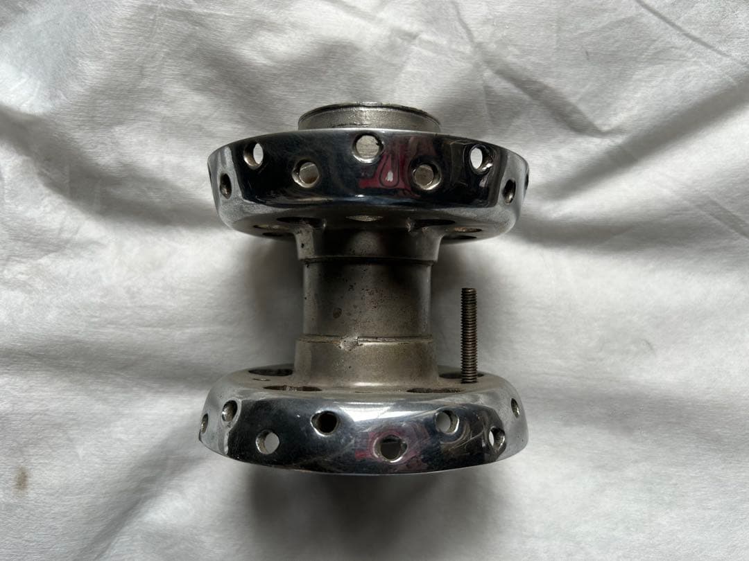 ハーレー　スターハブ