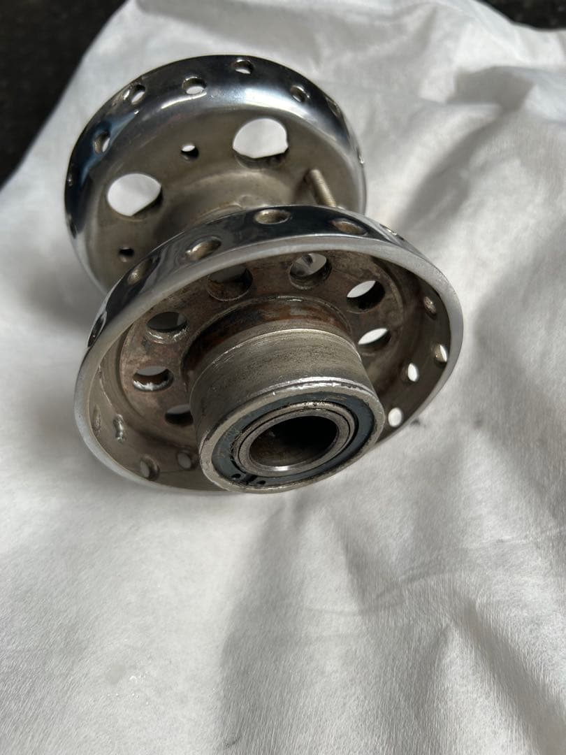 ハーレー　スターハブ