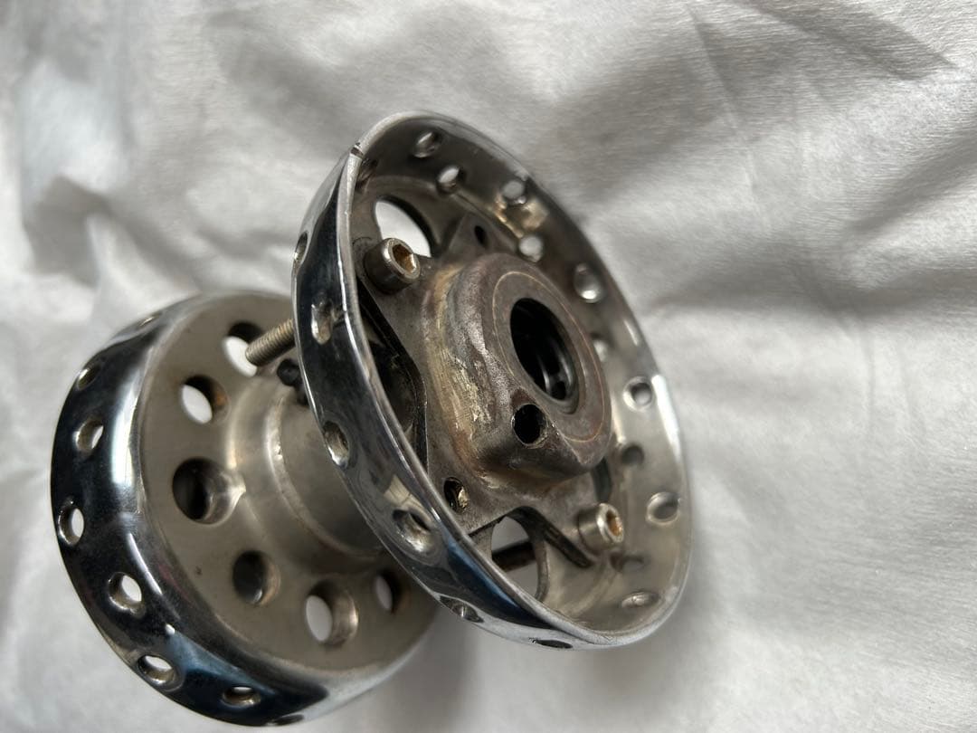 ハーレー　スターハブ