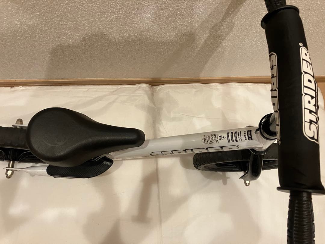 STRIDER ストライダーバランスバイク ホワイト　限定色
