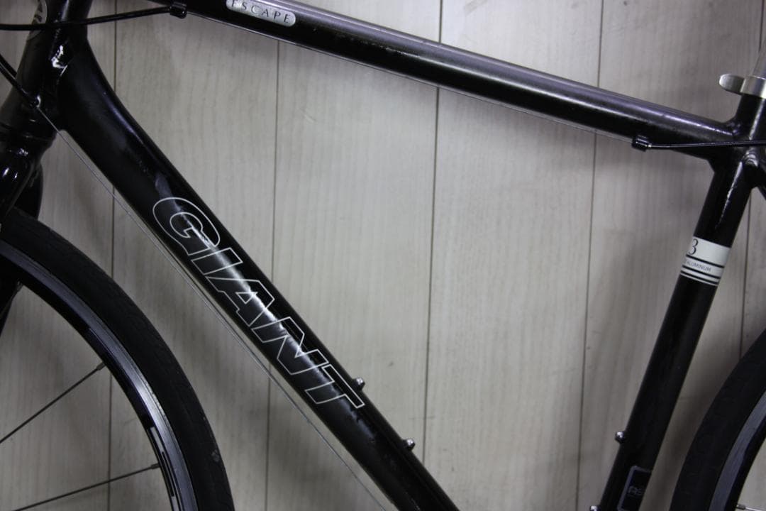 GIANT ESCAPE R3 700Cアルミ24速500mm GREY クロス
