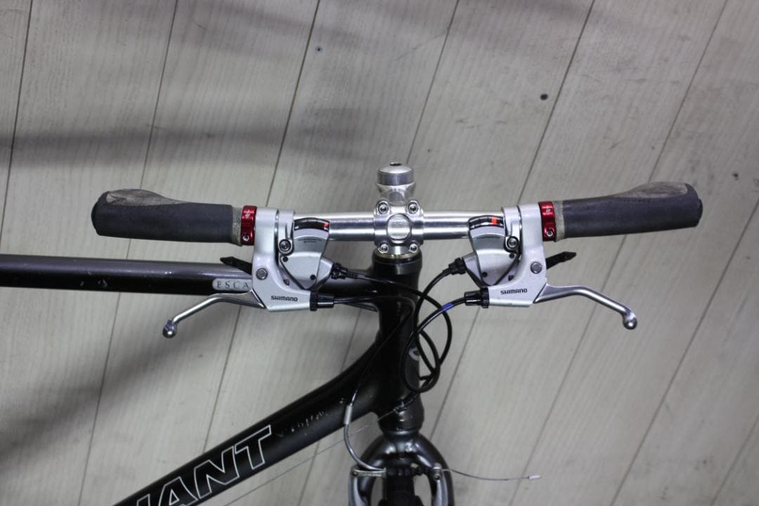 GIANT ESCAPE R3 700Cアルミ24速500mm GREY クロス