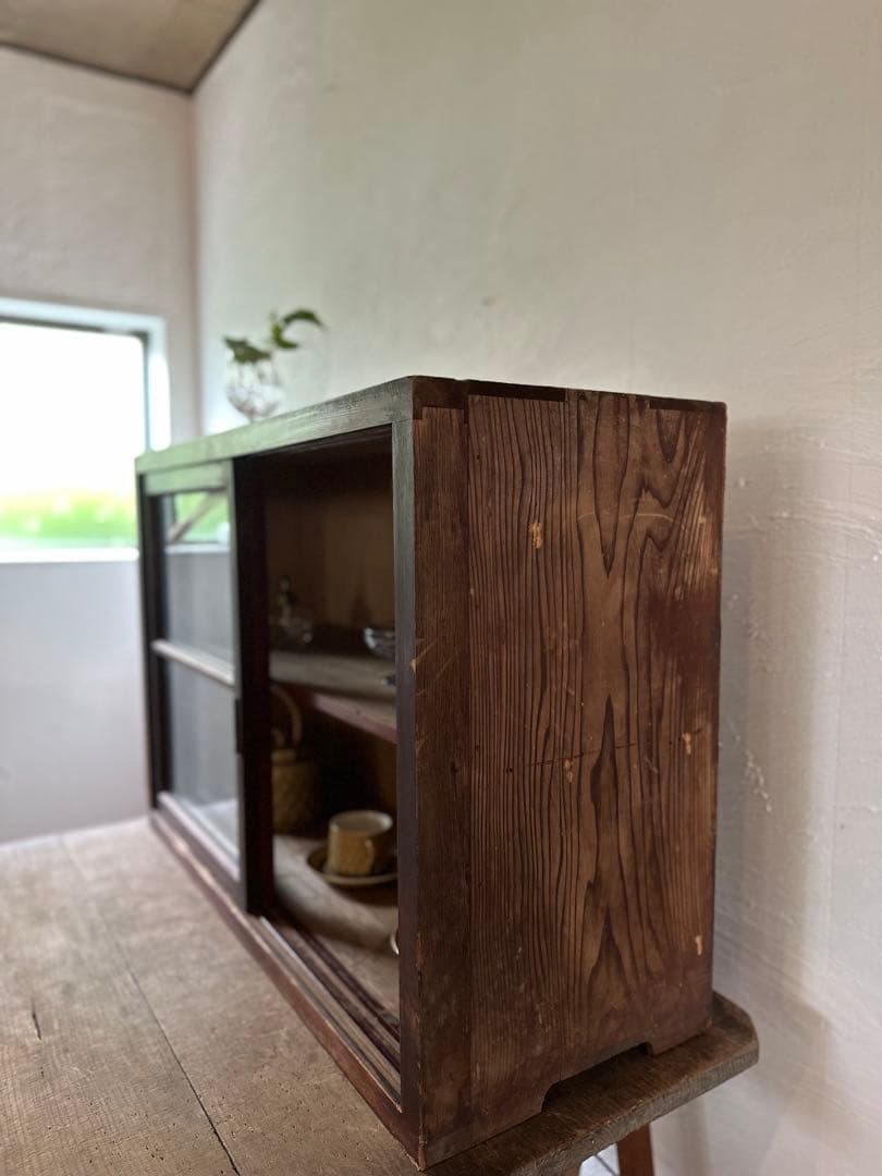 木製ガラス戸棚　食器棚　古家具　アンティーク
