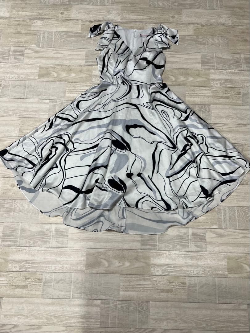 GINZA COUTURE エルケイ　肩リボンフィッシュテールワンピース♡