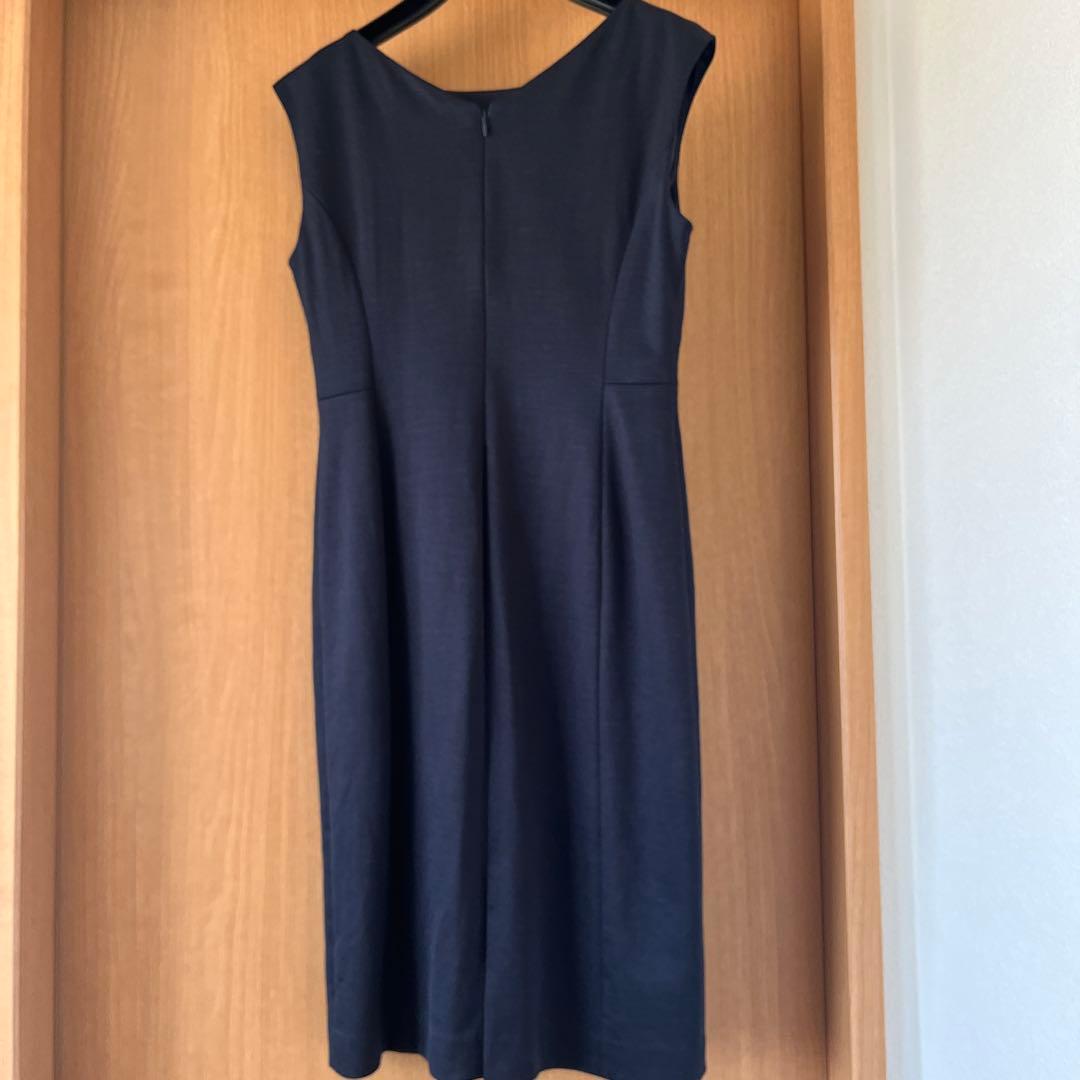 ノーカラーセットアップ