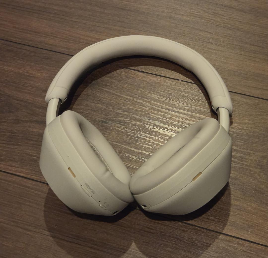 ワイヤレスノイキャンヘッドセット WH-1000XM5 SONY