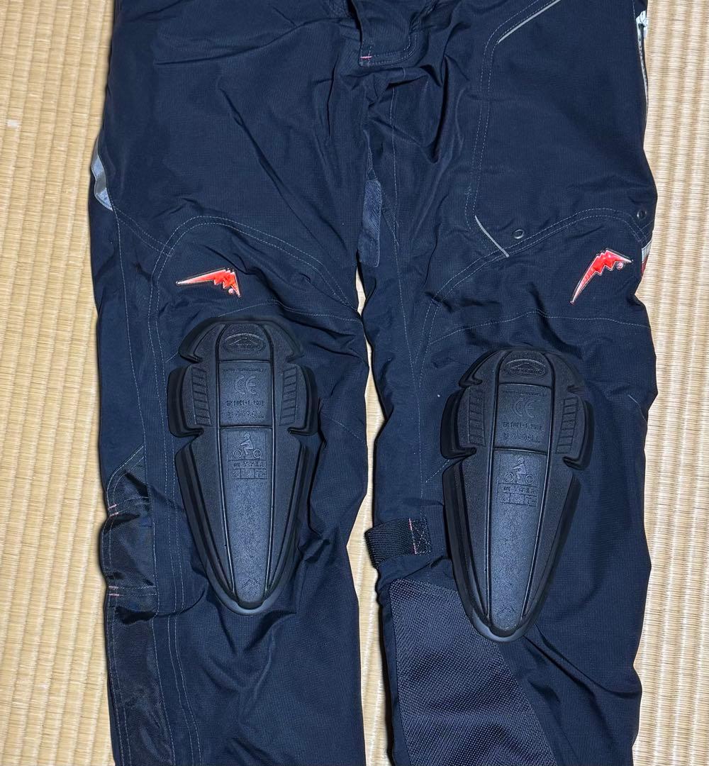 クシタニ　ライダーパンツ　ゴアテックス　インナー付き　バイク用ズボン　Mサイズ