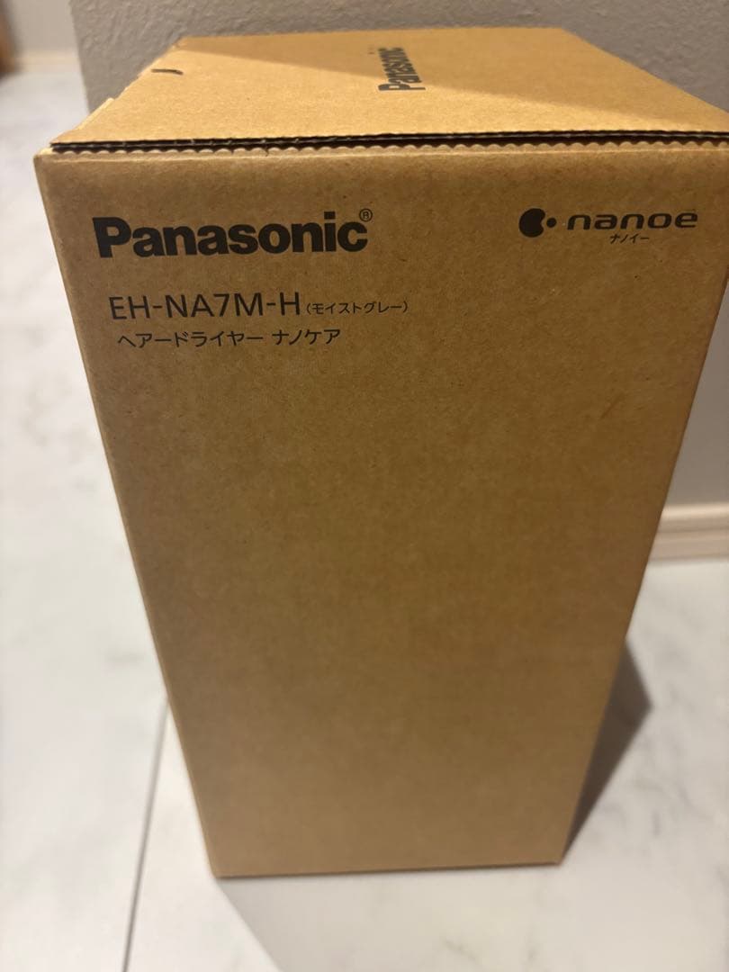 【最終値下げ】Panasonicヘアドライヤー　ナノケア