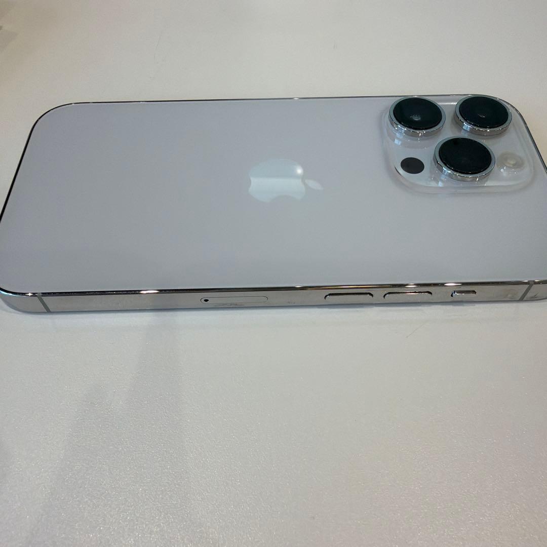 Apple iPhone 14 Pro シルバー 本体 256GB