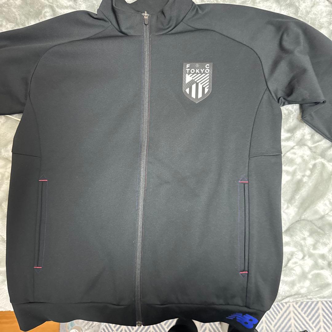 FC東京 ブラック ジップアップジャケット2025