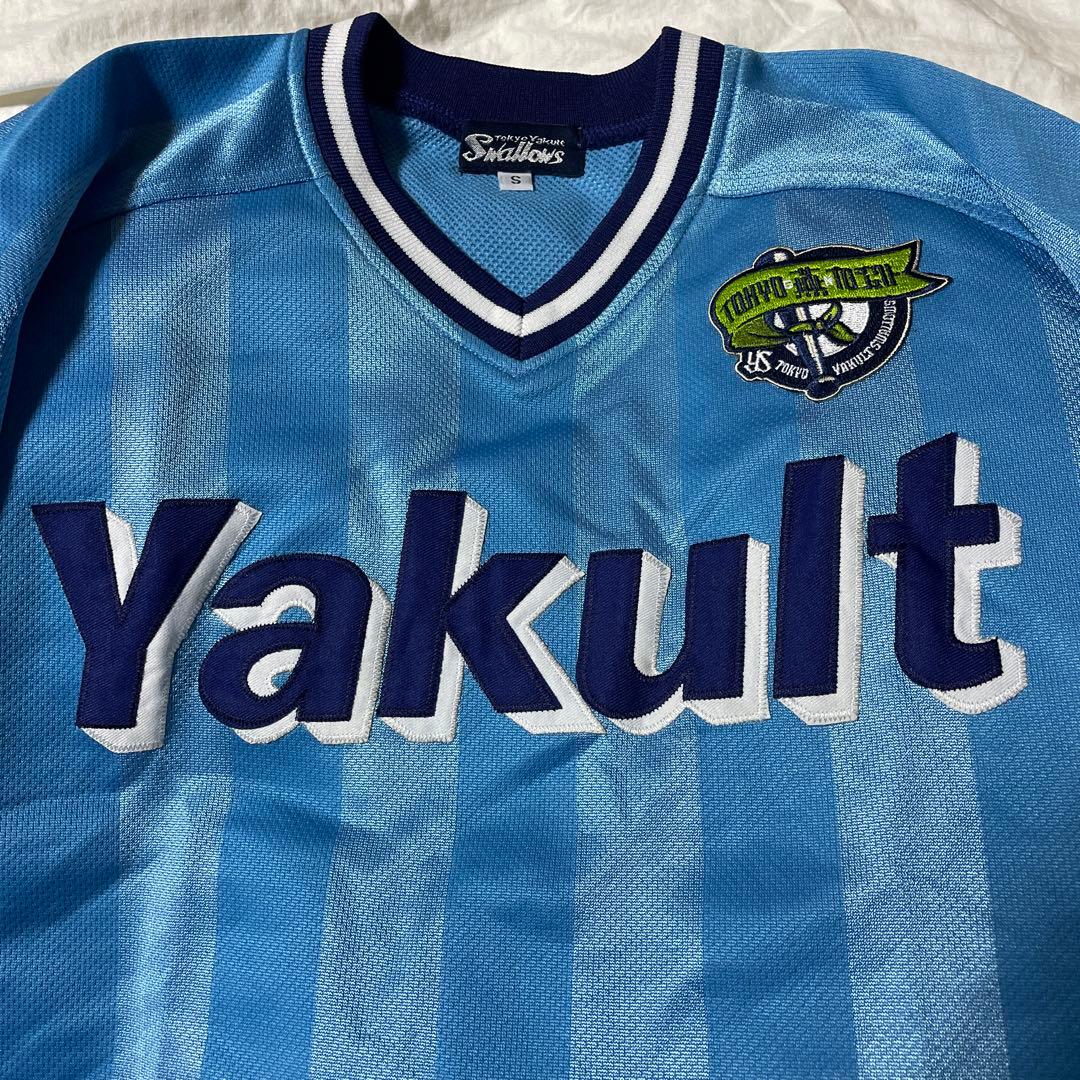 ヤクルト　スワローズ　復刻版ユニホーム　Sサイズ　ワッペン付き